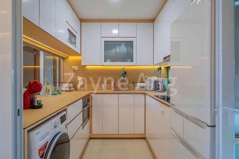 KINGSFORD WATERBAY 5