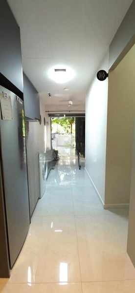 RIVERFRONT RESIDENCES 3