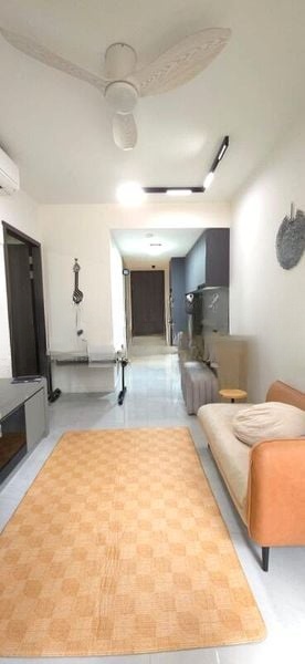 RIVERFRONT RESIDENCES 6