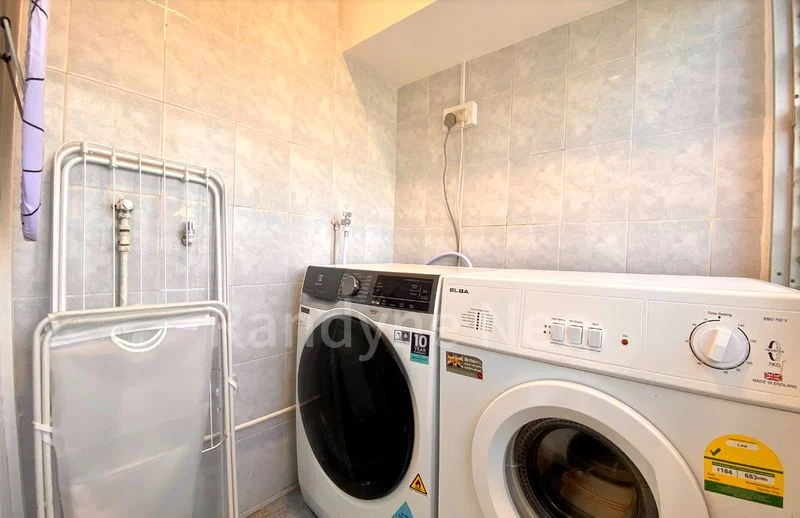 PEOPLE'S PARK COMPLEX 6