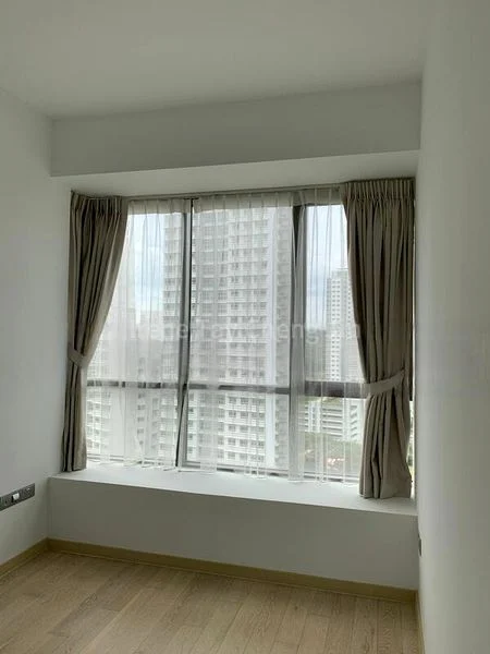 SKYLINE RESIDENCES 7