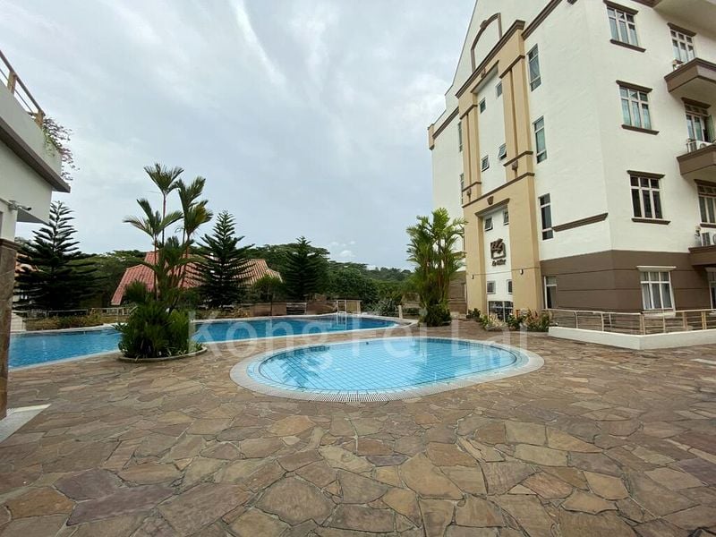 LE HILL CONDOMINIUM 4