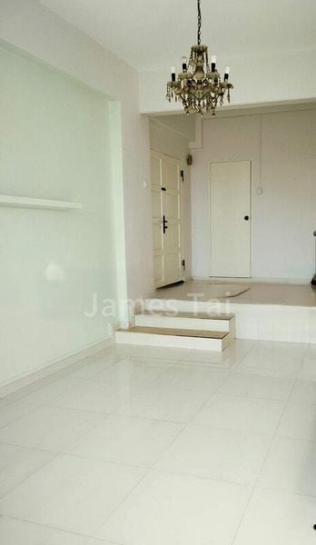 LAKEPOINT CONDOMINIUM 8