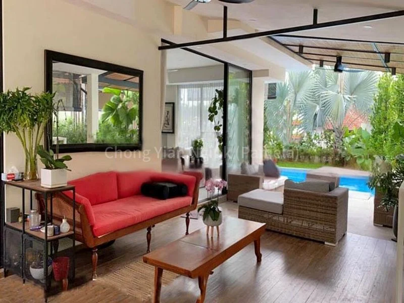 FIFTH AVENUE CONDOMINIUM 4