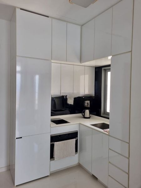 SPOTTISWOODE SUITES 14