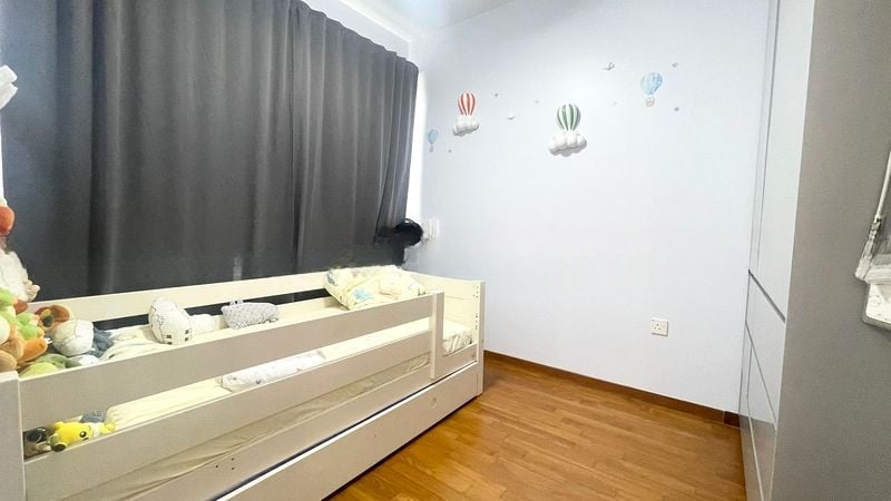 STIRLING RESIDENCES 5