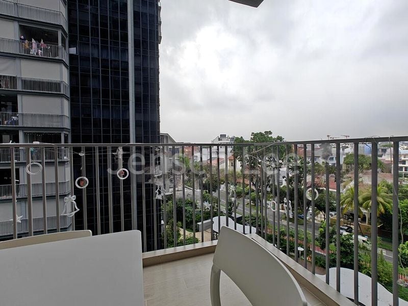 THE FLORENCE RESIDENCES 12