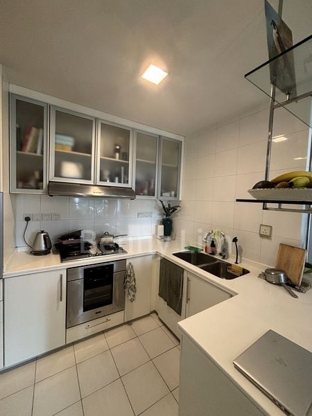 WATERMARK ROBERTSON QUAY 2