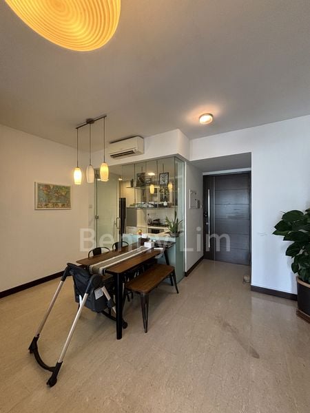 WATERMARK ROBERTSON QUAY 3