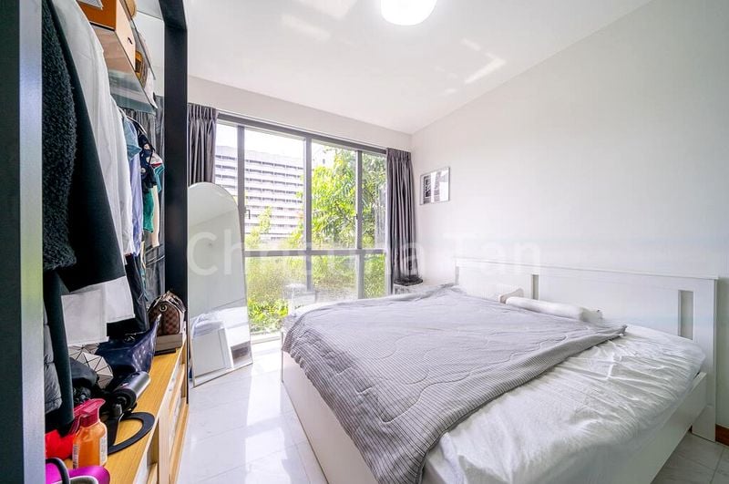 THE SHORE RESIDENCES 4