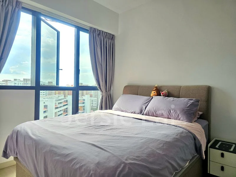 RIVERFRONT RESIDENCES 3