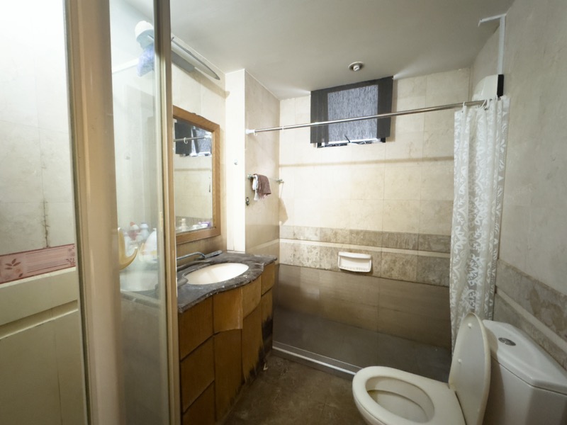 REGENT HEIGHTS 6