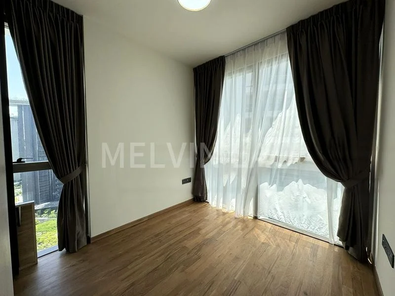 COASTLINE RESIDENCES 4