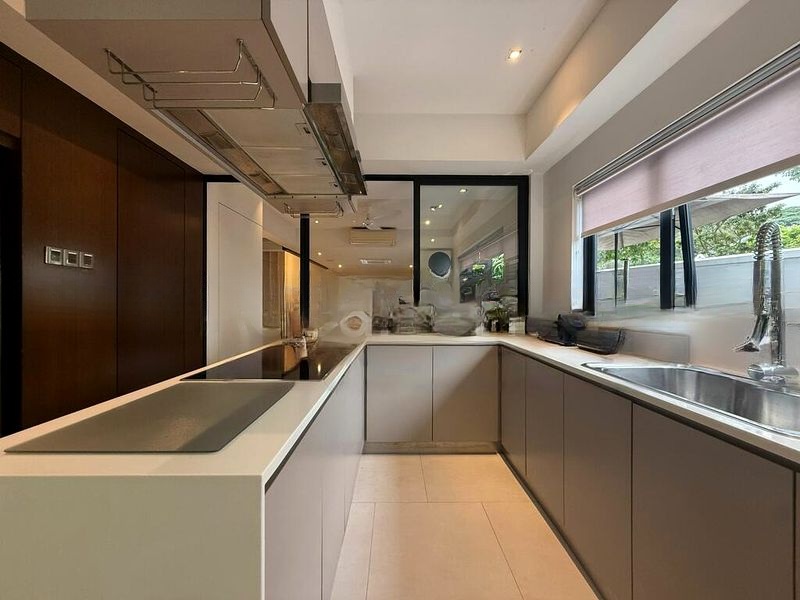 REGENT VILLAS 8