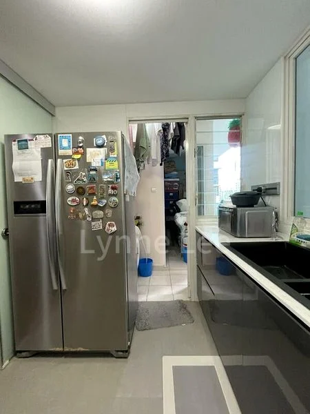 BLOSSOMS @ WOODLEIGH 6