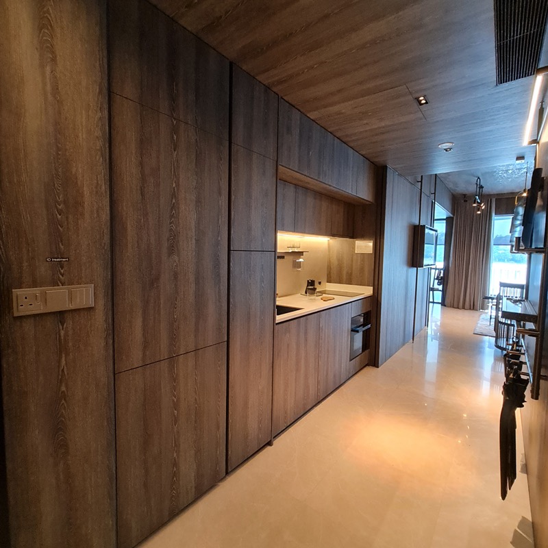 THE REEF AT KING'S DOCK 8