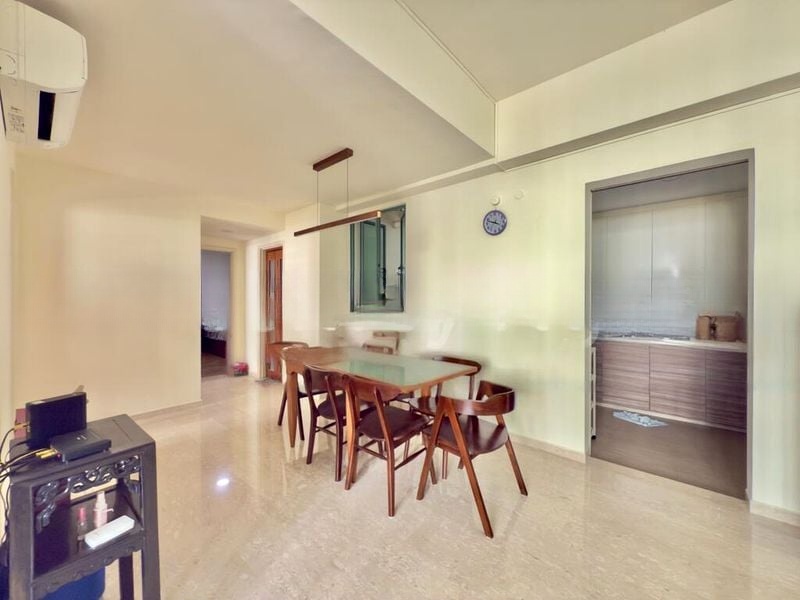 CAMELLIA LODGE 13