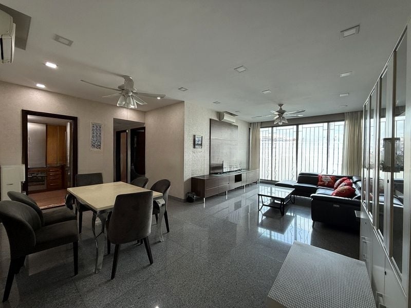 SHAW PLAZA - TWIN HEIGHTS 1