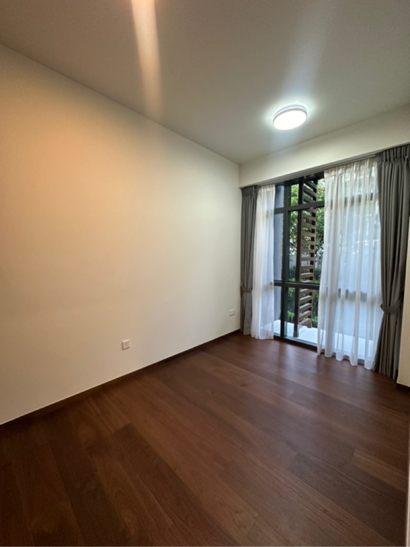 PHOENIX RESIDENCES 18