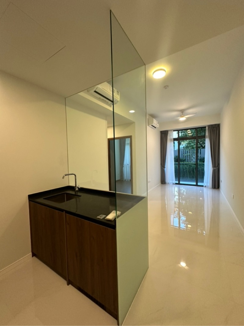 PHOENIX RESIDENCES 26