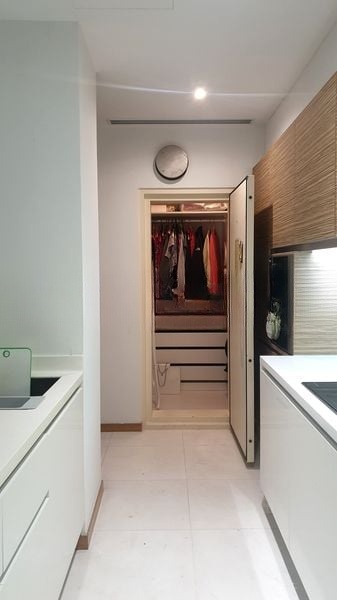 CONCOURSE SKYLINE 10