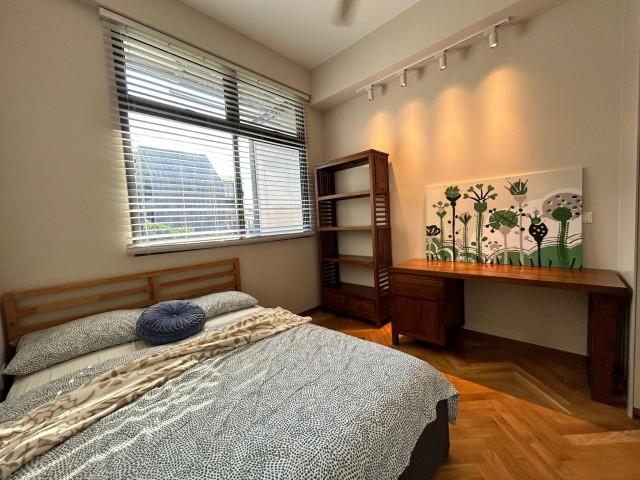 38 JERVOIS 7
