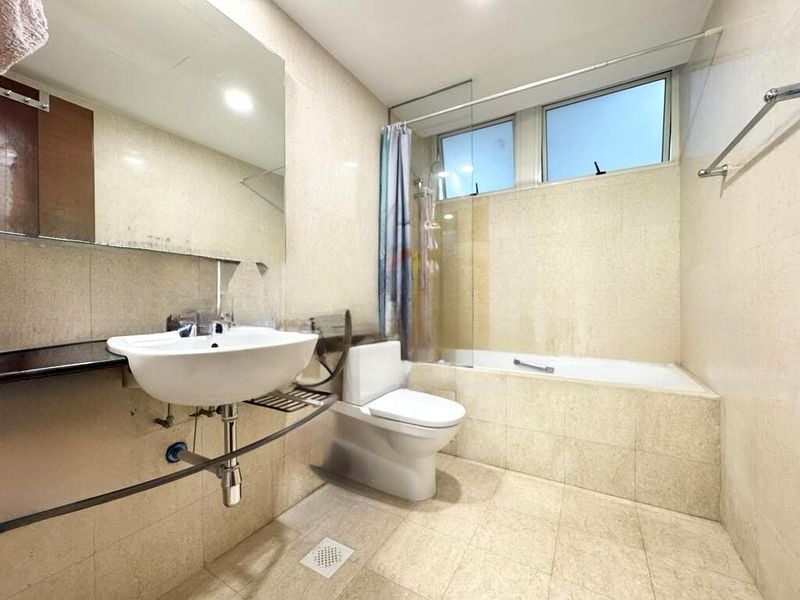 COMPASS HEIGHTS 4