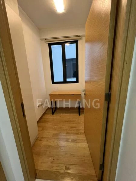 WATERSCAPE AT CAVENAGH 3