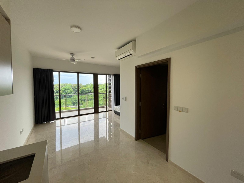 SEASIDE RESIDENCES 25