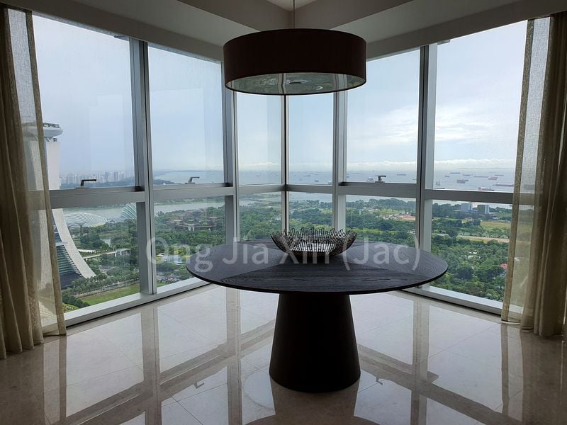 MARINA BAY RESIDENCES 2
