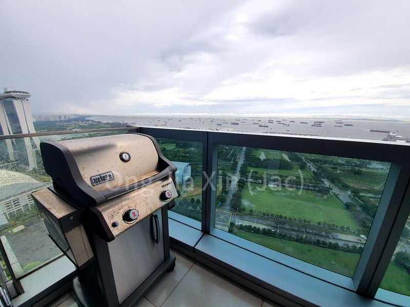 MARINA BAY RESIDENCES 4