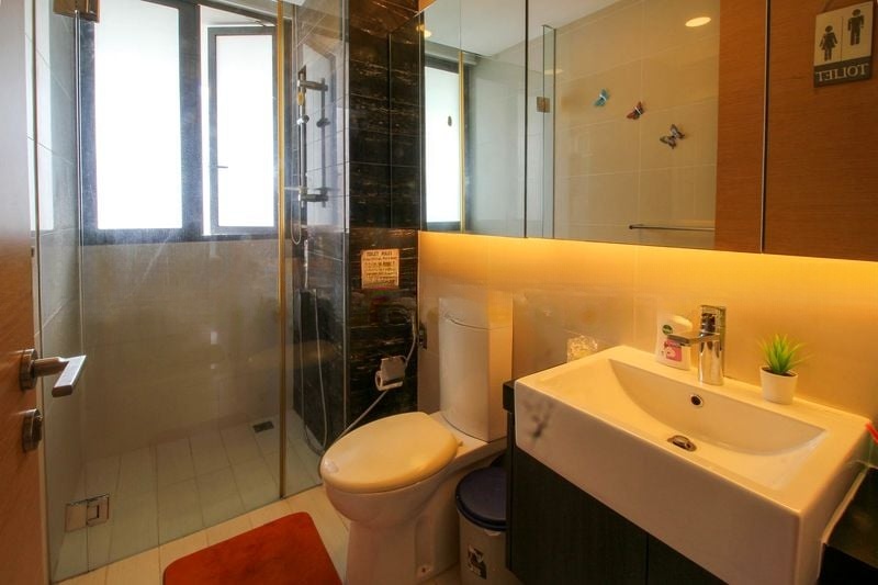 HEDGES PARK CONDOMINIUM 6