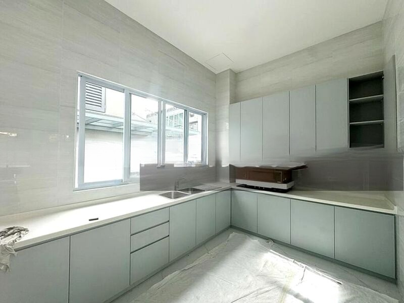 TOH ESTATE 4
