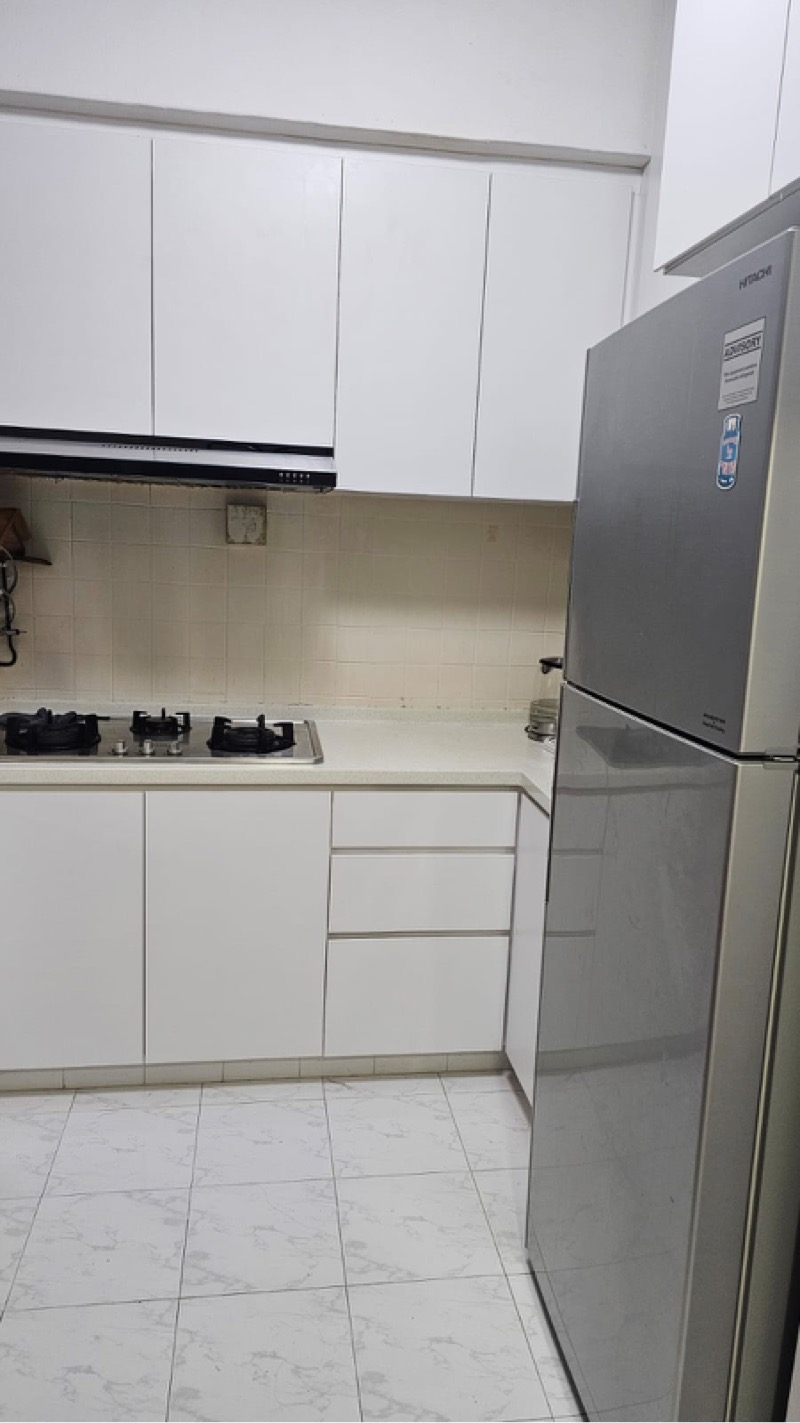 INTERNATIONAL PLAZA 18