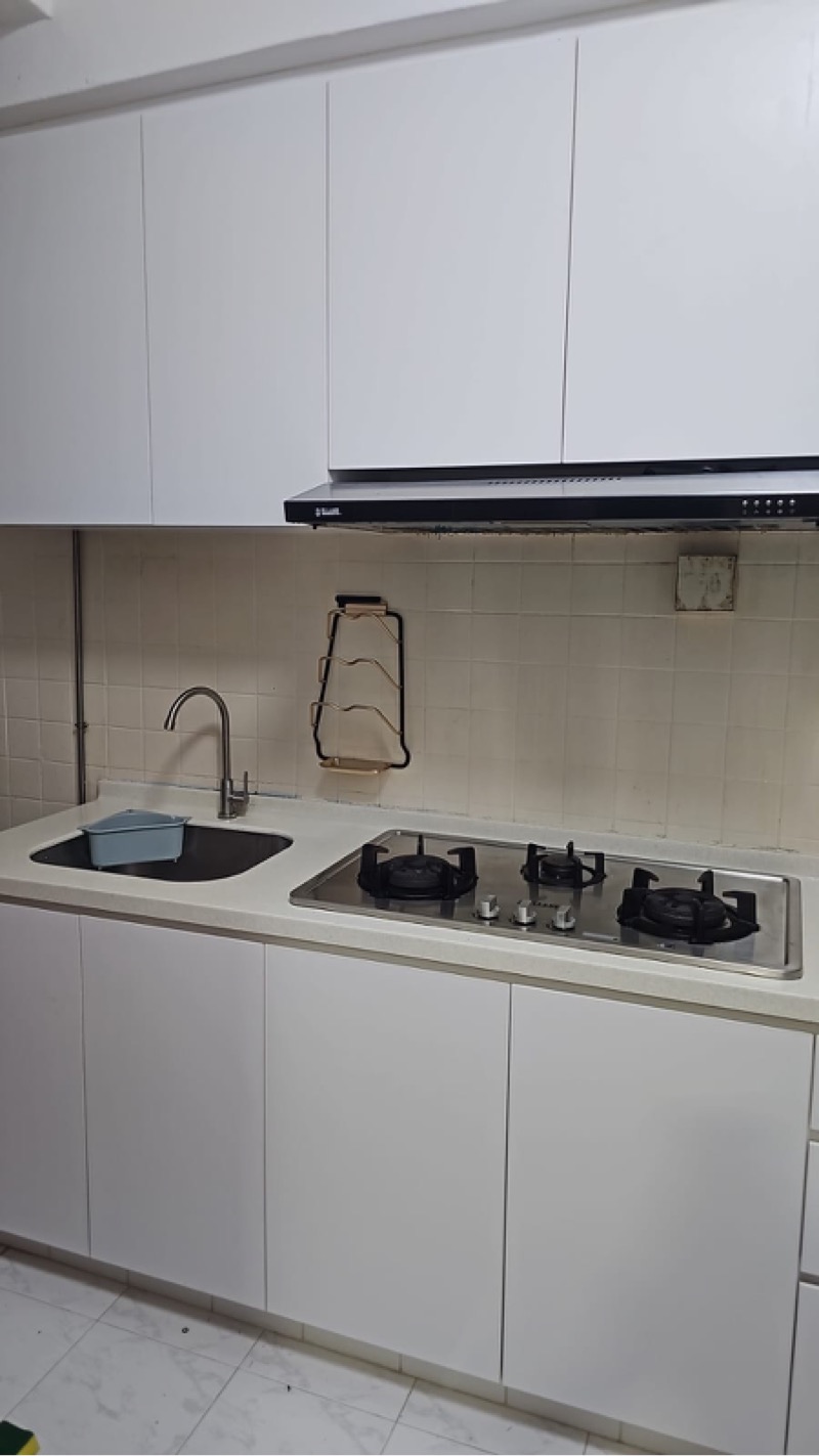 INTERNATIONAL PLAZA 43