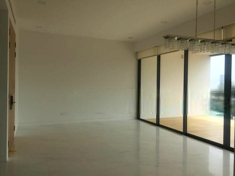 111 EMERALD HILL 2