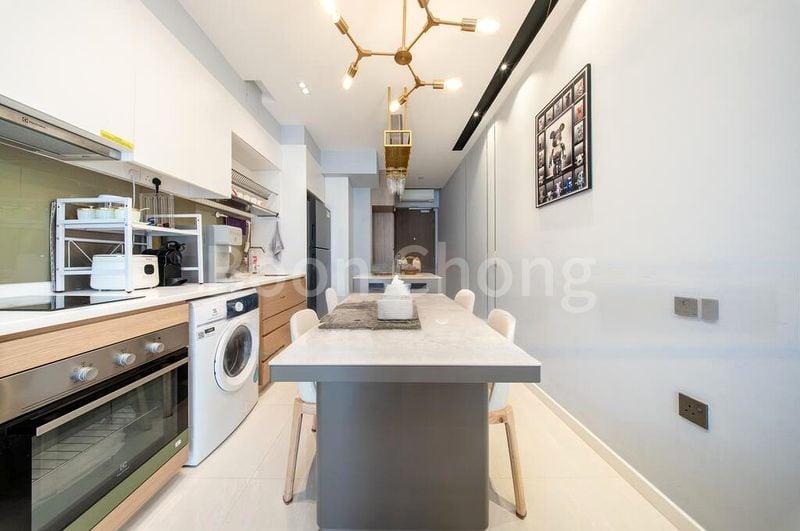 TREASURE AT TAMPINES 4