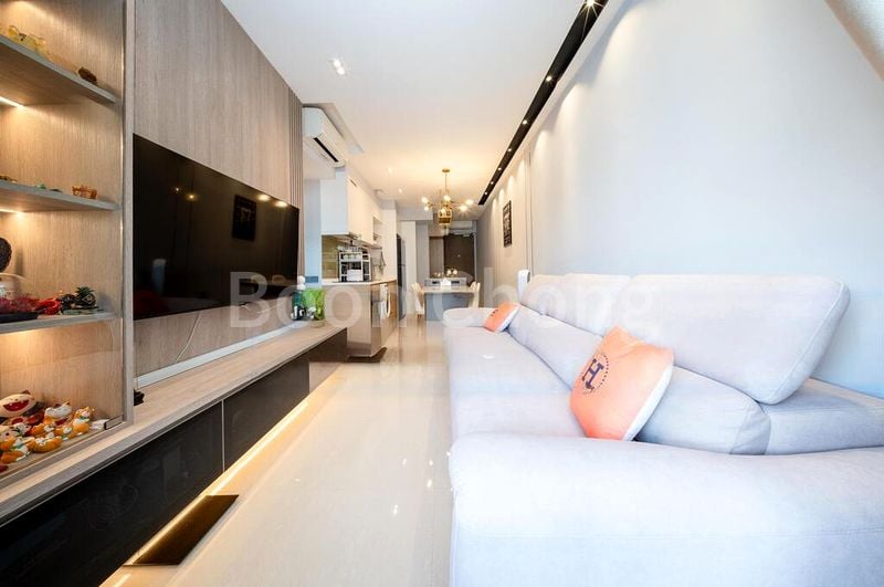 TREASURE AT TAMPINES 7