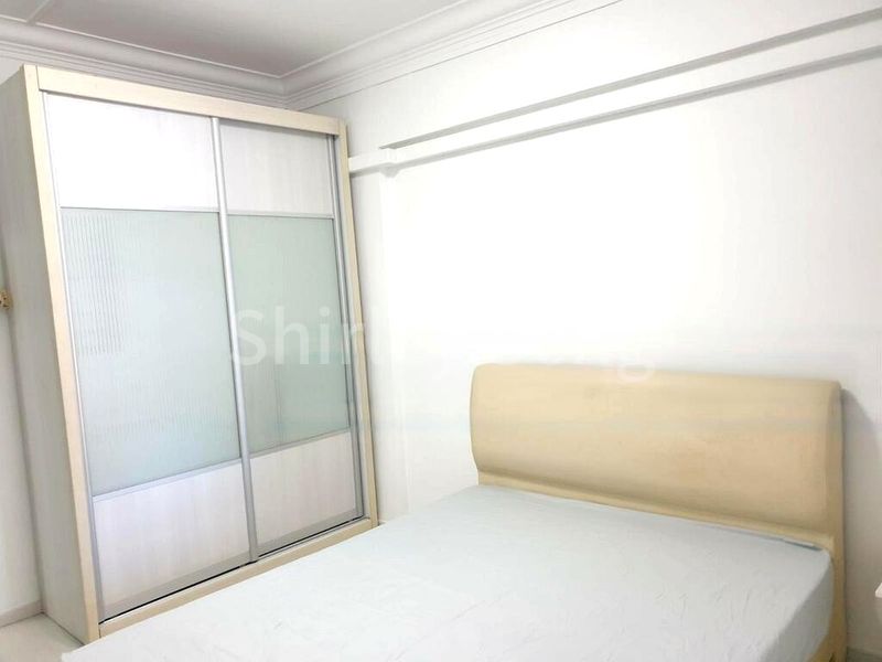 ANG MO KIO AVE 10 10