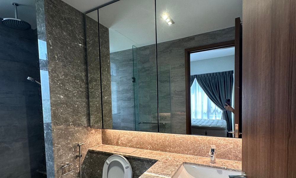 FOURTH AVENUE RESIDENCES 5