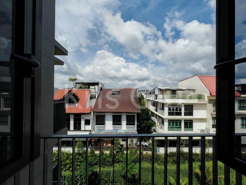 THE WATERGARDENS AT CANBERRA 3