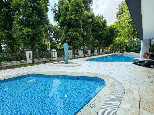 CLAREMONT 30