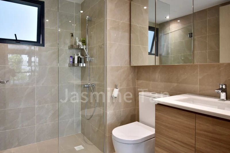 TREASURE AT TAMPINES 10