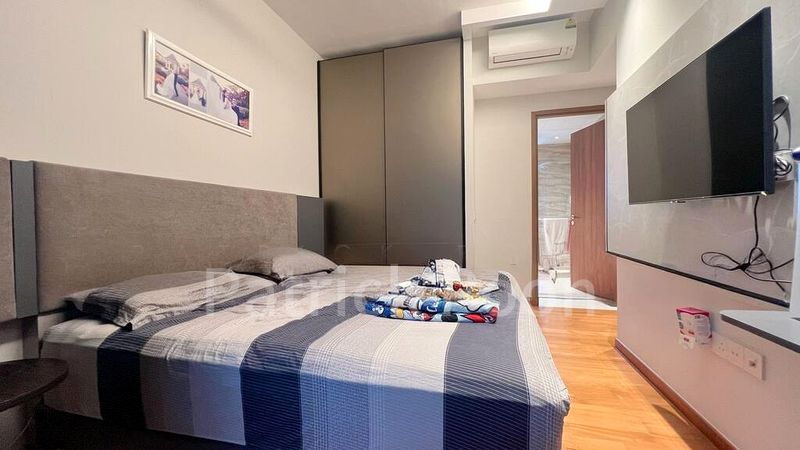 FOURTH AVENUE RESIDENCES 7