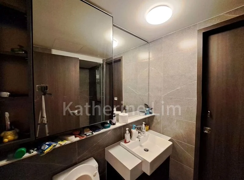 RIVERFRONT RESIDENCES 2