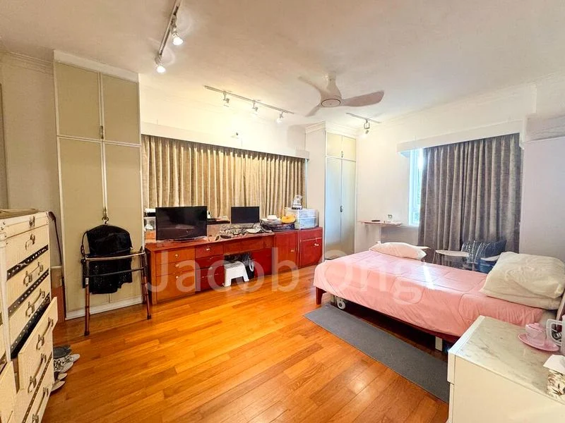 BOTANIC GARDENS VIEW 5