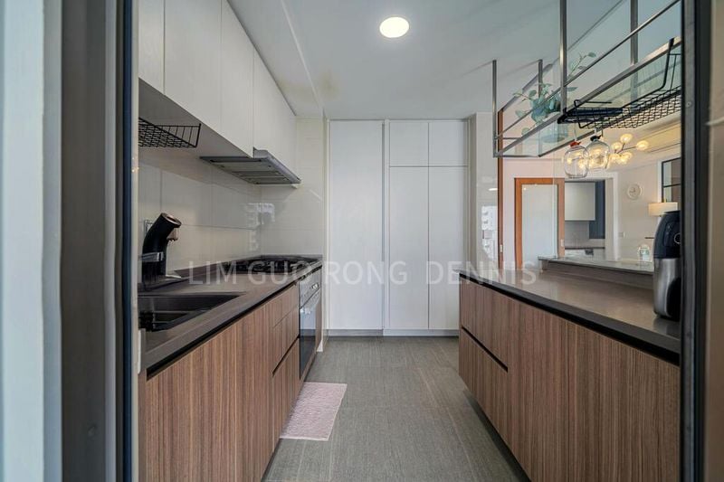 RIVERCOVE RESIDENCES 14