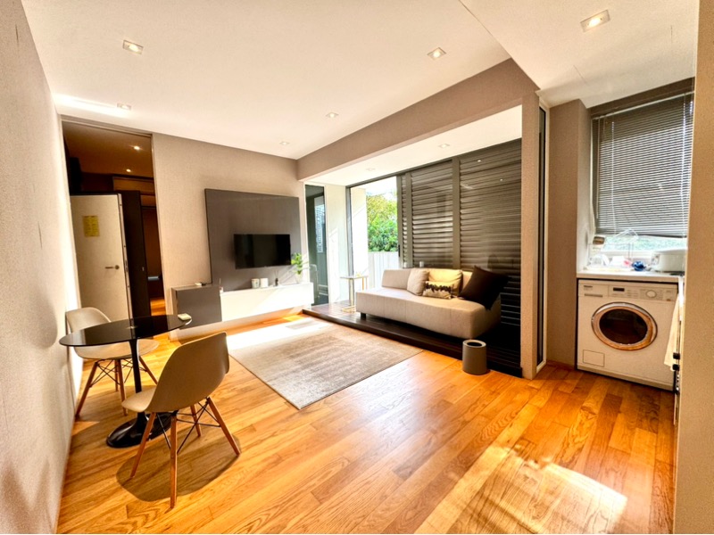 THE PEAK @ CAIRNHILL I 11