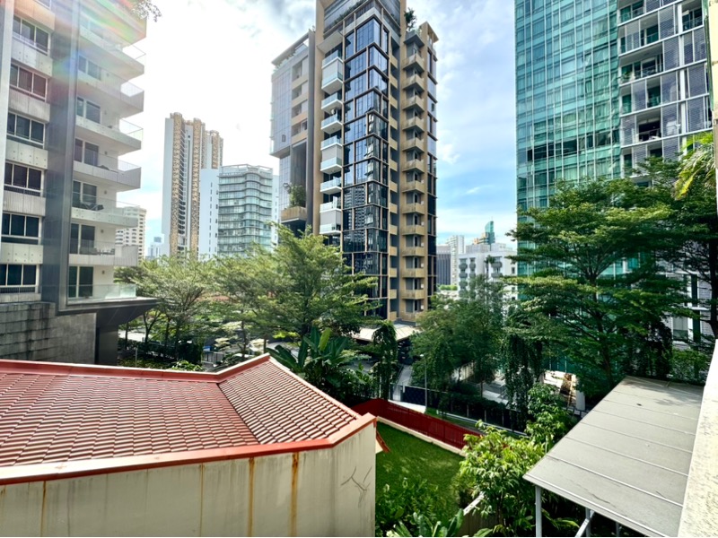 THE PEAK @ CAIRNHILL I 13