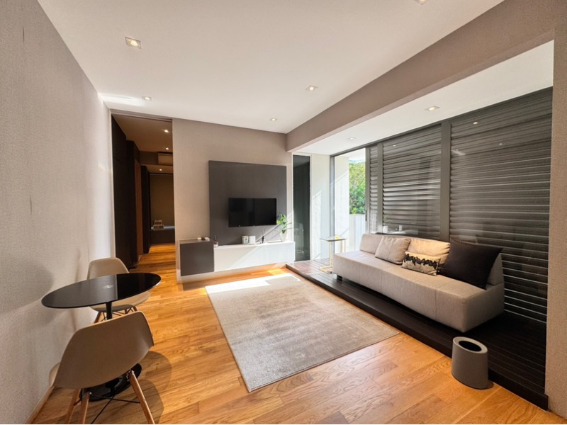 THE PEAK @ CAIRNHILL I 4